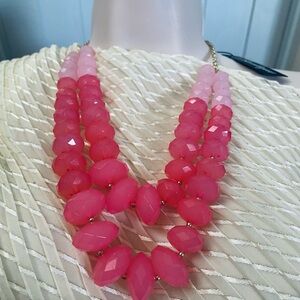 A Classy Chic Boutique Vibrant Pink Necklace